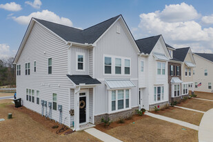 Central Avenue Townhomes in Summerville, SC - Building Photo