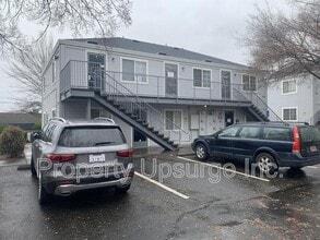 2371 Washington Ave in Oroville, CA - Building Photo - Building Photo