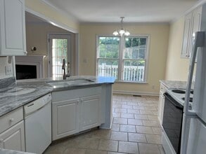 6 Willow Tree Ct in Johnson City, TN - Building Photo - Building Photo