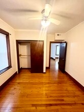 2320 N Leclaire Ave in Chicago, IL - Building Photo - Building Photo
