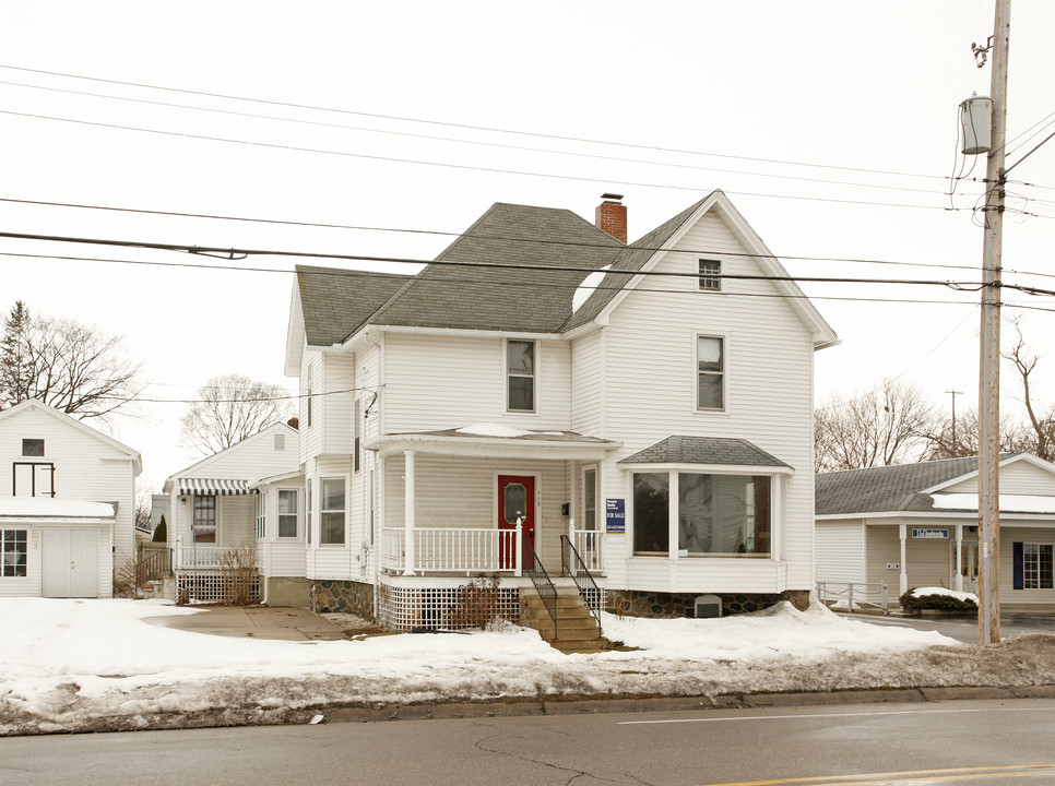 113 N McKinley St in Flushing, MI - Foto de edificio