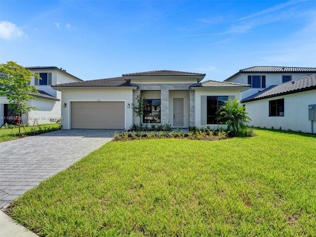 5736 SW 104th Terrace
