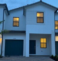 23052 SW 129th Pl in Goulds, FL - Building Photo