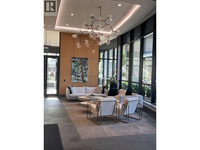 5410 Shortcut Rd in Vancouver, BC - Building Photo - Building Photo