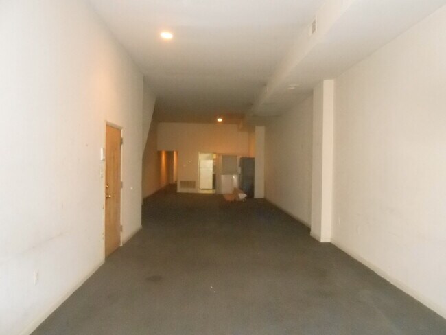 2013 Walnut St, Unit #4 in Philadelphia, PA - Foto de edificio - Building Photo