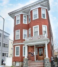 10 Ticknor St, Unit 2 in Boston, MA - Foto de edificio - Building Photo