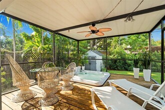 430 NE 52nd Terrace in Miami, FL - Building Photo - Building Photo