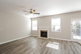 538 Jadetree Ln in Atlanta, GA - Building Photo - Building Photo