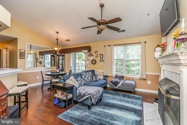 property at 1310 Sheridan Plz