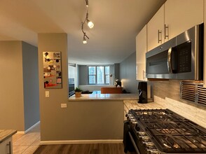 400 E Randolph St in Chicago, IL - Foto de edificio - Building Photo