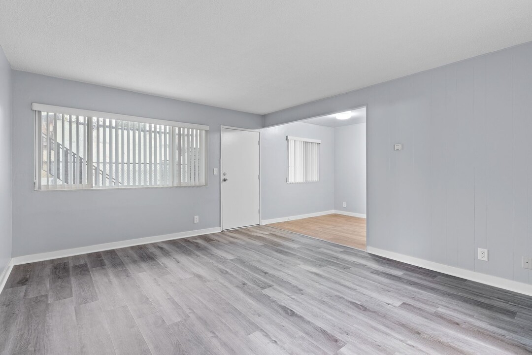 1633 Chestnut Ave, Unit C in Long Beach, CA - Foto de edificio