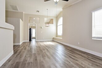 3574 Winter Scene Ct in Las Vegas, NV - Building Photo - Building Photo