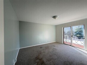 6111 Bandera Ave in Dallas, TX - Building Photo - Building Photo