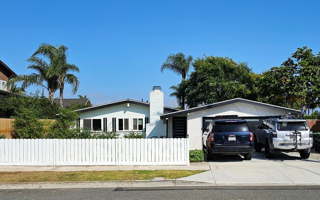 property at 1650 Tustin Ave