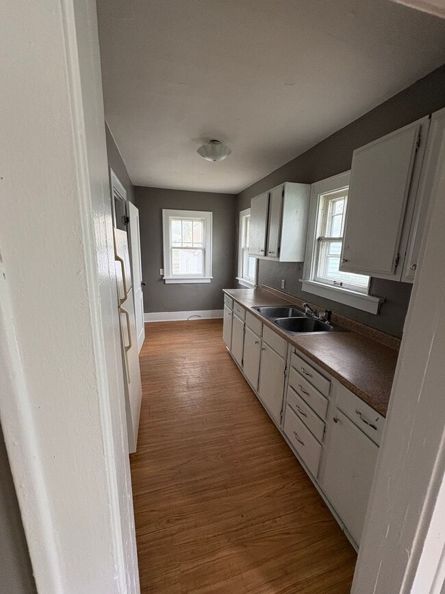property at 836 Dawson St