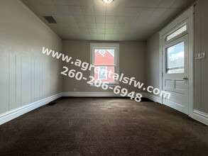 2121 Parnell Ave in Fort Wayne, IN - Building Photo - Building Photo