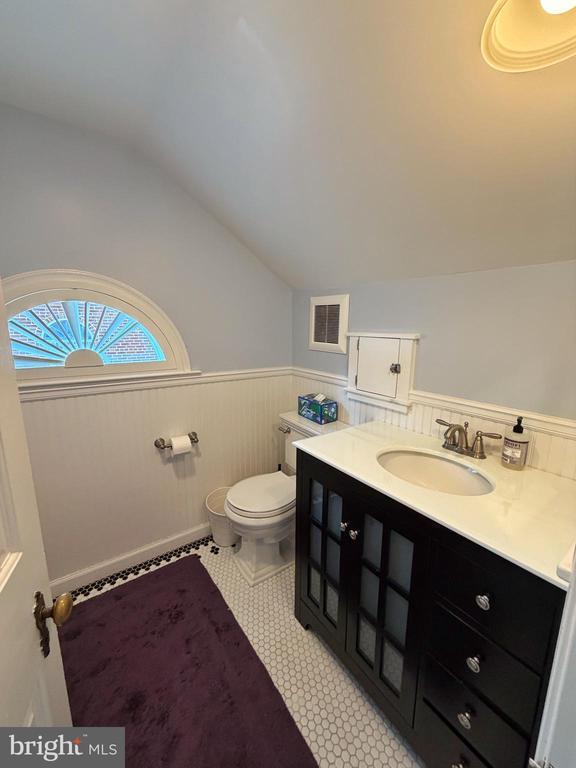 12 W Oak St in Alexandria, VA - Building Photo - Building Photo