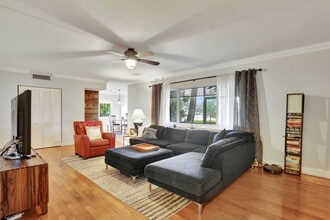 2800 NE 28th St in Lighthouse Point, FL - Building Photo - Building Photo