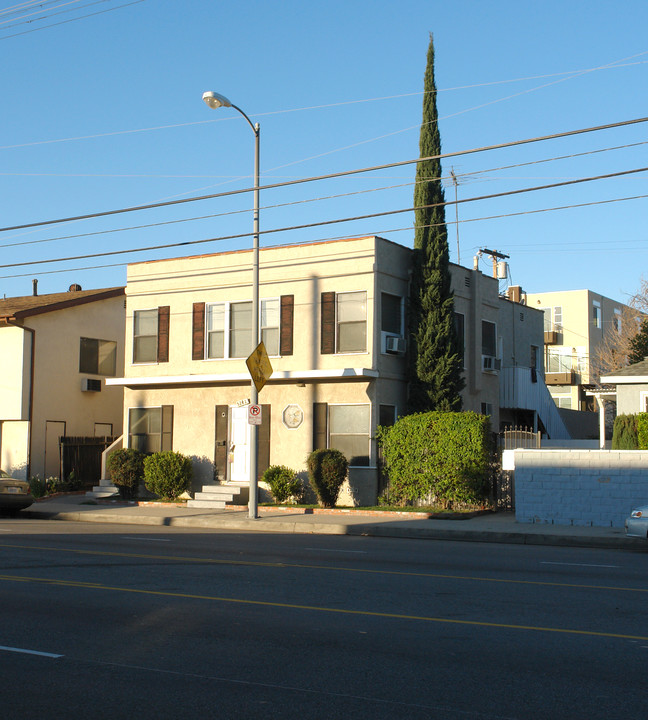 5241 Cahuenga Blvd in North Hollywood, CA - Building Photo