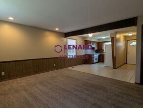 305 S Market St in Nixa, MO - Building Photo - Building Photo