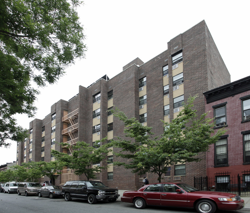 Siloam House in Brooklyn, NY - Foto de edificio