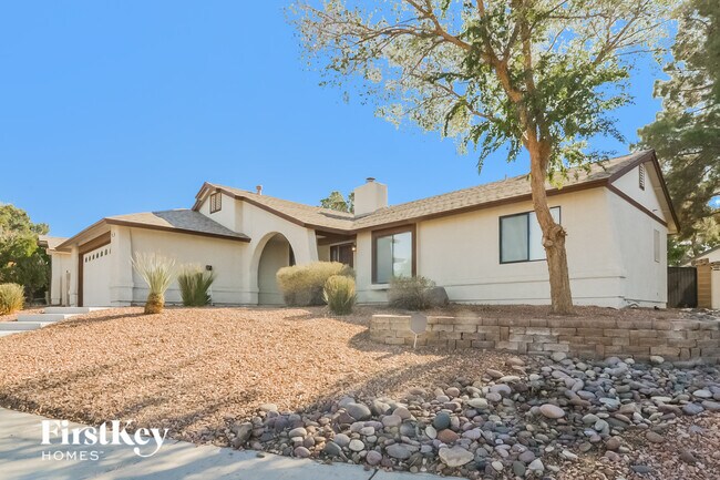 801 Anchor Dr in Henderson, NV - Foto de edificio - Building Photo