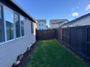 1115 S 32nd Ave in Cornelius, OR - Building Photo - Building Photo