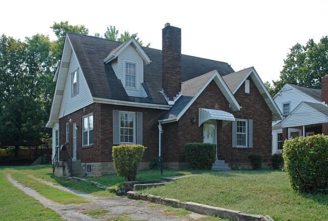 1024 Iverson Ave in Nashville, TN - Building Photo - Building Photo