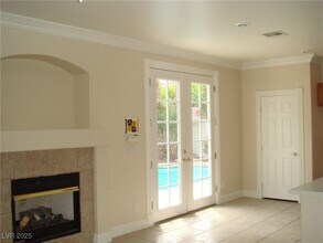 608 Bianca Bay St in Las Vegas, NV - Building Photo - Building Photo