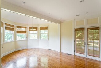 11 Green St in Milton, MA - Building Photo - Building Photo