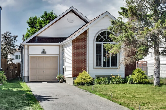 property at 966 Sheenboro Cres