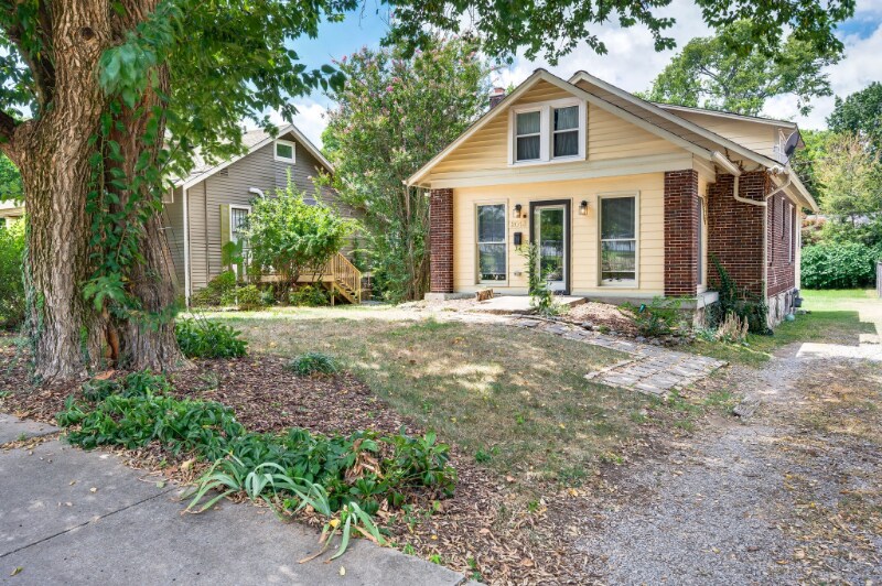 2013 24th Ave S in Nashville, TN - Building Photo