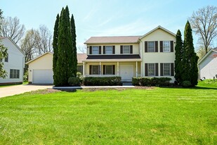 4367 Bunker Ln in Stow, OH - Building Photo
