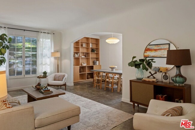 property at 1345 Hayworth Ave