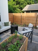 6016 Fairway St in Austin, TX - Foto de edificio - Building Photo