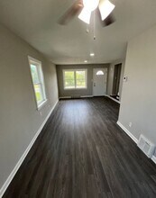 728 S Leonard St in Liberty, MO - Building Photo - Building Photo