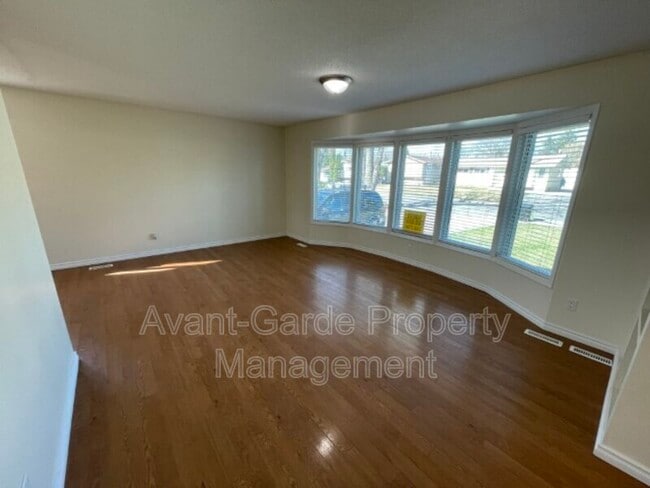 129 Marion Dr in Sherwood Park, AB - Building Photo - Building Photo