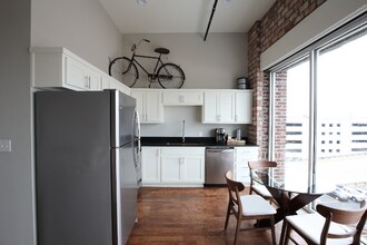 310 E 1st St in Tulsa, OK - Building Photo - Building Photo