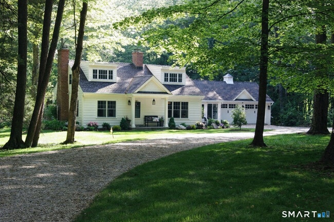 123 Interlaken Rd in Salisbury, CT - Building Photo - Building Photo