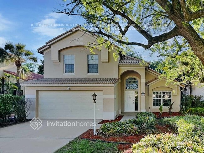 property at 9651 Vía Emilie