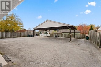 1372 Haist St in Pelham, ON - Building Photo - Building Photo