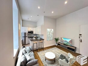 66 Pearl St in New York, NY - Building Photo - Building Photo