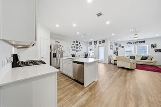 4909 Hera Holw Dr in Katy, TX - Building Photo - Building Photo