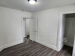 1664 N Wisconsin St in Racine, WI - Building Photo - Building Photo