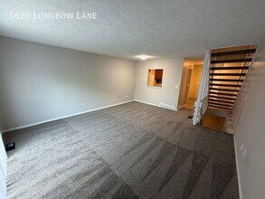 5620 Longbow Ln in Columbus, OH - Building Photo - Building Photo