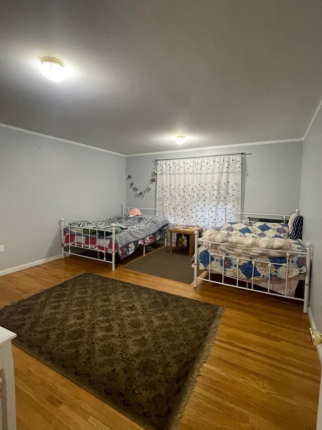 property at 12 General Karge Ct