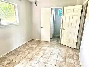 501 Bellmar Ln in Friendswood, TX - Building Photo - Building Photo