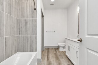 2020 Grandway Dr in Katy, TX - Building Photo - Building Photo