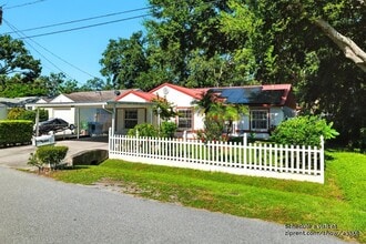 6805 S Sheridan Rd in Tampa, FL - Building Photo - Building Photo