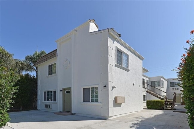 property at 7517 Herschel Ave